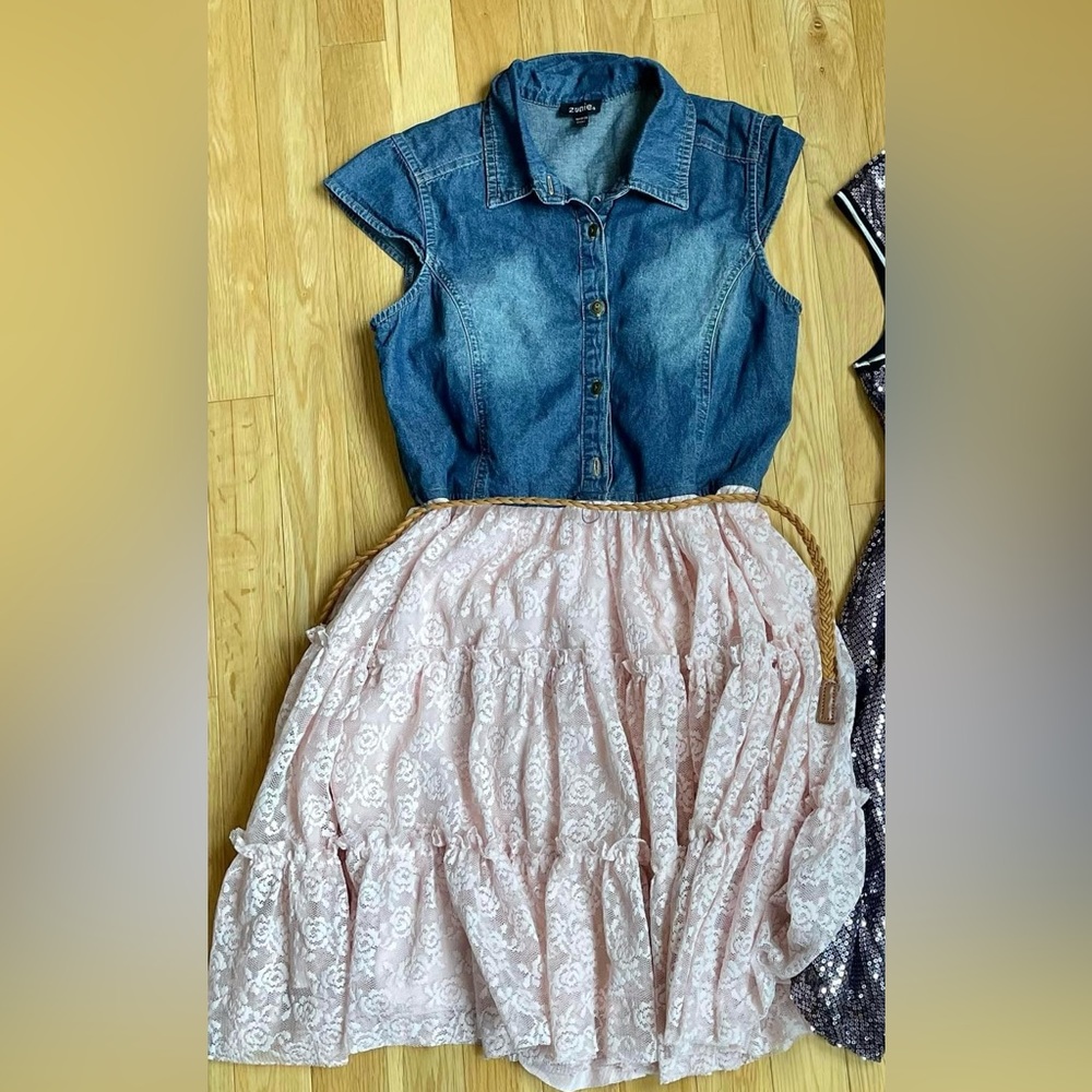 Girls Zunie dress never worn Size girls 14
